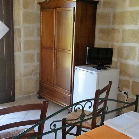 מלון Masseria Grande 2*